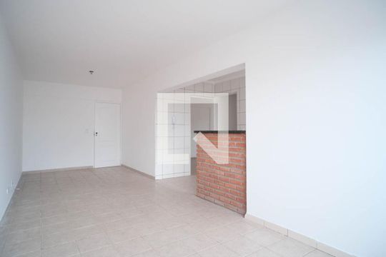Sala/Cozinha de apartamento à venda com 2 quartos, 70m² em Vila Dalila, São Paulo
