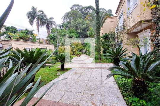 Área comum de casa de condomínio à venda com 4 quartos, 569m² em Vila Sonia, São Paulo
