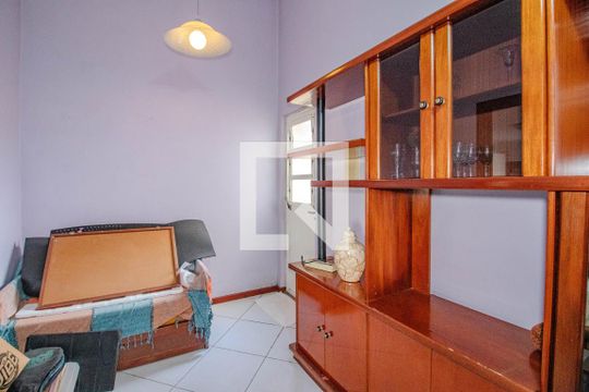 Escritório de casa à venda com 2 quartos, 173m² em Vila Ipiranga, Porto Alegre