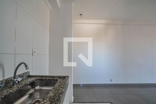 Cozinha de apartamento à venda com 3 quartos, 62m² em Vila Curuçá, Santo André