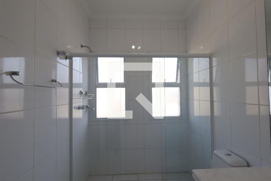 Banheiro da Suíte 1 de casa de condomínio à venda com 4 quartos, 567m² em Vila Sonia, São Paulo