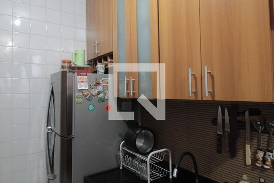 Cozinha e Área de Serviço de apartamento à venda com 3 quartos, 77m² em Ouro Preto, Belo Horizonte