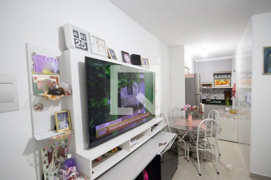 Sala de apartamento à venda com 2 quartos, 50m² em Vila Medeiros, São Paulo