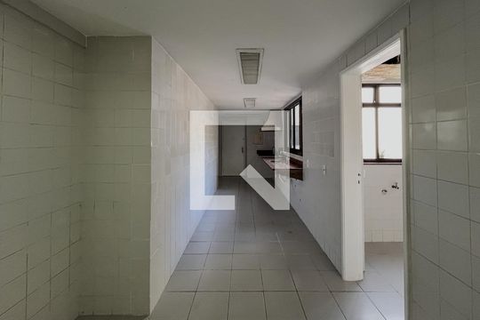 Cozinha de apartamento à venda com 4 quartos, 170m² em Leme, Rio de Janeiro