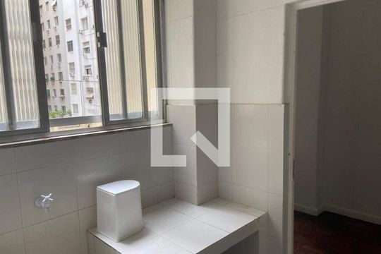 Apartamento à venda com 3 quartos, 160m² em Copacabana, Rio de Janeiro