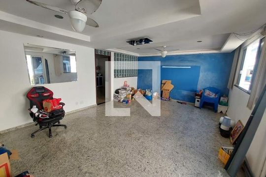 Casa à venda com 3 quartos, 156m² em Vila Isabel, Rio de Janeiro