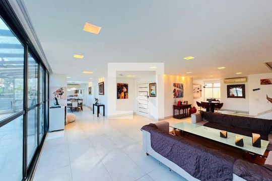Apartamento à venda com 3 quartos, 619m² em Barra da Tijuca, Rio de Janeiro