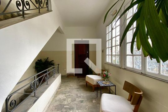 Hall de apartamento à venda com 3 quartos, 146m² em Gávea, Rio de Janeiro