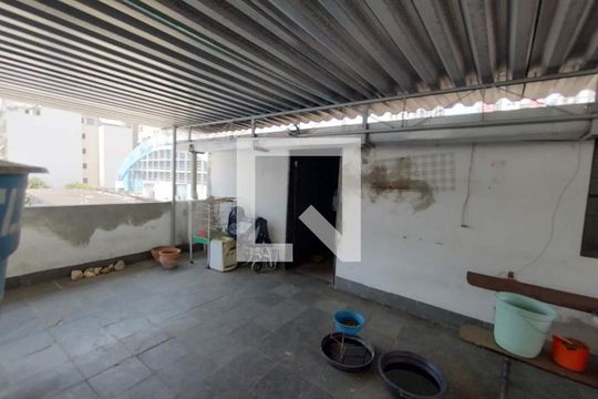 Casa à venda com 2 quartos, 135m² em Tijuca, Rio de Janeiro