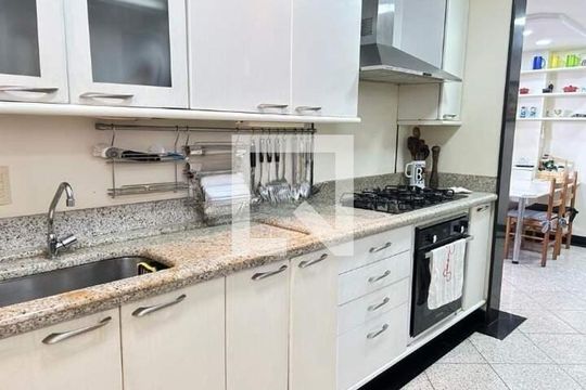 Apartamento à venda com 4 quartos, 222m² em Leblon, Rio de Janeiro