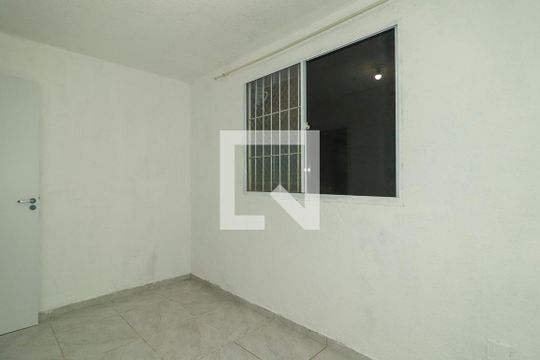 Quarto de apartamento para alugar com 2 quartos, 42m² em Sarandi, Porto Alegre