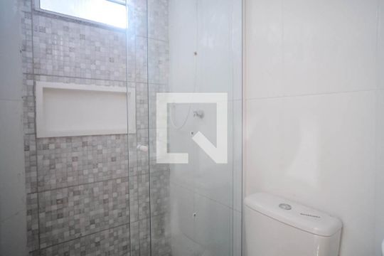 Banheiro de apartamento à venda com 2 quartos, 49m² em Vila Euthalia, São Paulo