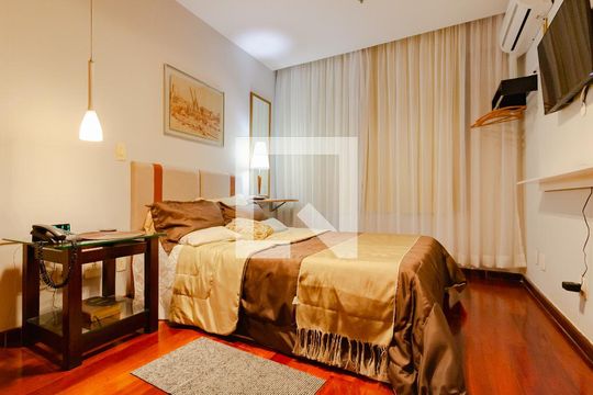 Quarto 1 de apartamento à venda com 2 quartos, 110m² em Ipanema, Rio de Janeiro