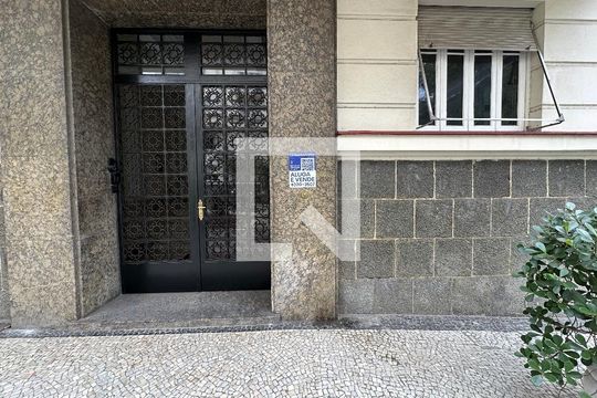 Plaquinha instalada de apartamento à venda com 4 quartos, 253m² em Flamengo, Rio de Janeiro