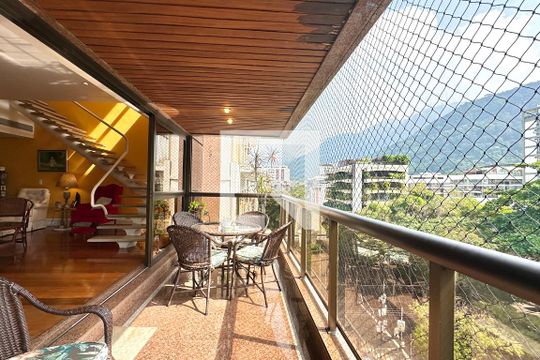 Sala de apartamento à venda com 4 quartos, 330m² em Lagoa, Rio de Janeiro