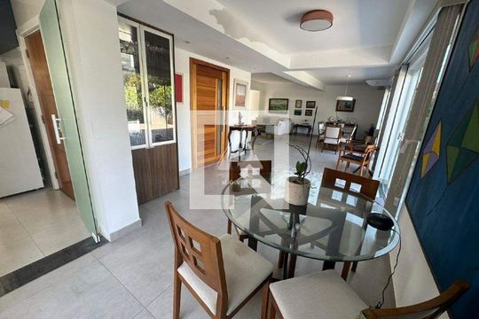 Apartamento à venda com 4 quartos, 300m² em Barra da Tijuca, Rio de Janeiro
