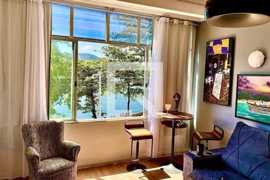 Apartamento à venda com 3 quartos, 90m² em Urca, Rio de Janeiro