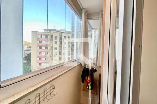 Varanda Suíte de apartamento à venda com 4 quartos, 165m² em Humaitá, Rio de Janeiro