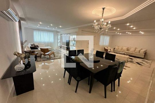 Casa à venda com 5 quartos, 600m² em Vargem Pequena, Rio de Janeiro