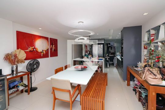 Sala de apartamento à venda com 3 quartos, 249m² em Barra da Tijuca, Rio de Janeiro