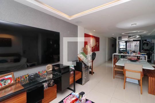 Sala de apartamento à venda com 3 quartos, 249m² em Barra da Tijuca, Rio de Janeiro