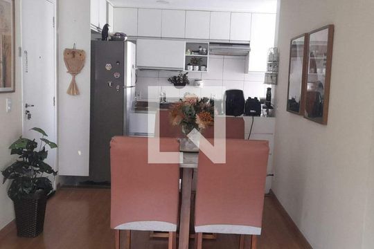 Apartamento à venda com 3 quartos, 52m² em Parada de Lucas, Rio de Janeiro