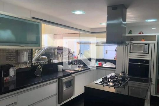 Casa à venda com 4 quartos, 594m² em Barra da Tijuca, Rio de Janeiro