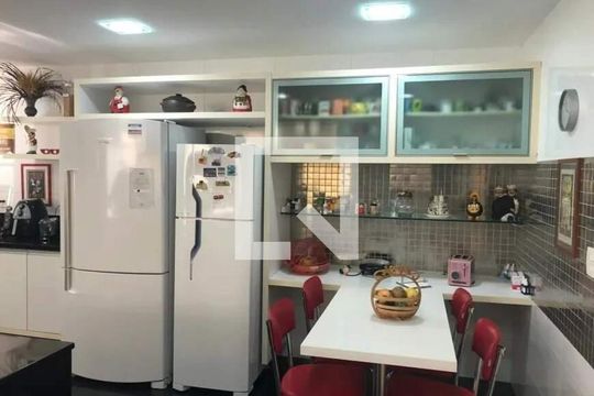 Casa à venda com 4 quartos, 594m² em Barra da Tijuca, Rio de Janeiro