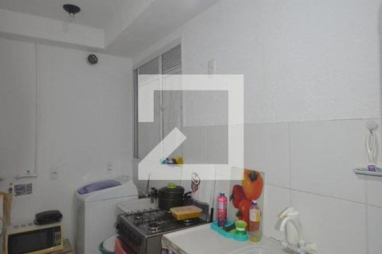 Cozinha e Área de Serviço de apartamento para alugar com 2 quartos, 42m² em Madureira, Rio de Janeiro