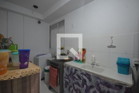 Cozinha e Área de Serviço de apartamento para alugar com 2 quartos, 42m² em Madureira, Rio de Janeiro