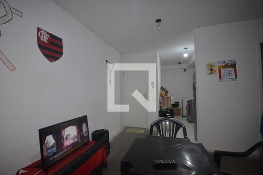 Sala de apartamento para alugar com 2 quartos, 42m² em Madureira, Rio de Janeiro