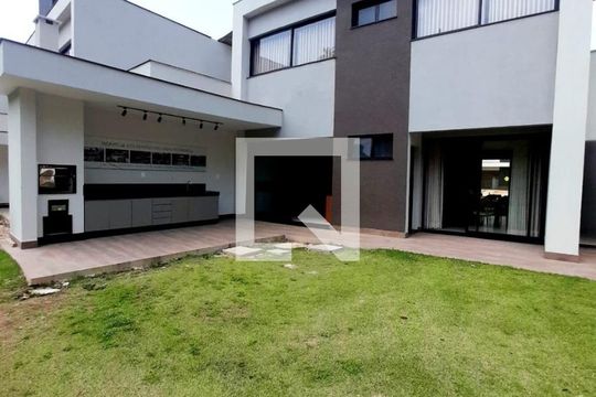 Casa de Condomínio para alugar com 3 quartos, 208m² em Garças, Belo Horizonte