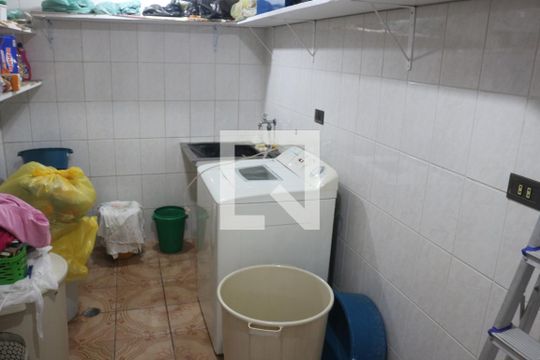 Área de Serviço de casa à venda com 3 quartos, 218m² em Nova Gerti, São Caetano do Sul