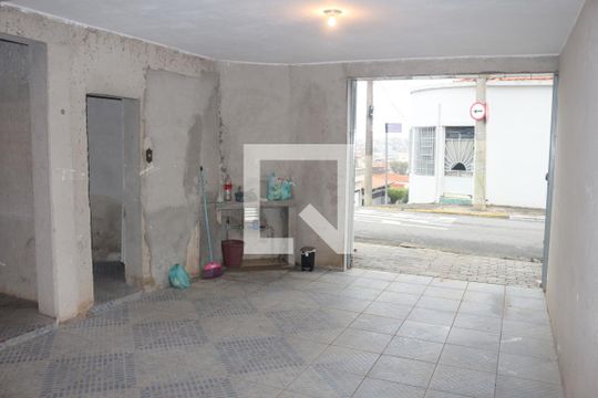 Garagem de casa à venda com 3 quartos, 218m² em Nova Gerti, São Caetano do Sul