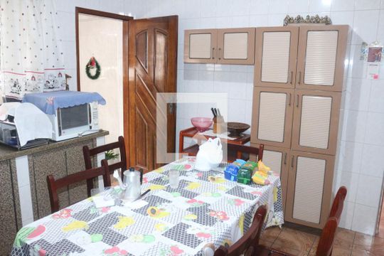 Cozinha de casa à venda com 3 quartos, 218m² em Nova Gerti, São Caetano do Sul