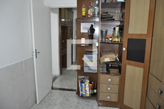Quarto de casa de condomínio à venda com 2 quartos, 100m² em Sampaio, Rio de Janeiro