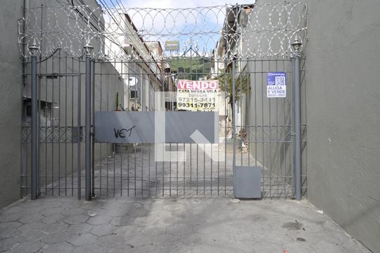 Fachada de casa de condomínio à venda com 2 quartos, 100m² em Sampaio, Rio de Janeiro