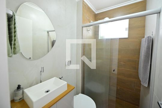 Banheiro Social de apartamento para alugar com 3 quartos, 72m² em Setor Leste Universitário, Goiânia