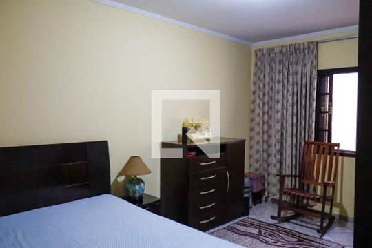 Quarto 1 de casa à venda com 3 quartos, 217m² em Santo Antônio, Osasco
