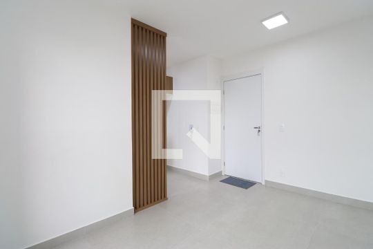 Sala de apartamento para alugar com 2 quartos, 40m² em Boaçava, São Paulo