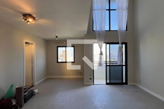 Sala de apartamento para alugar com 2 quartos, 76m² em Pinheiros, São Paulo