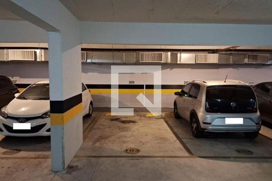 Área comum de kitnet/studio para alugar com 1 quarto, 33m² em Centro, Curitiba