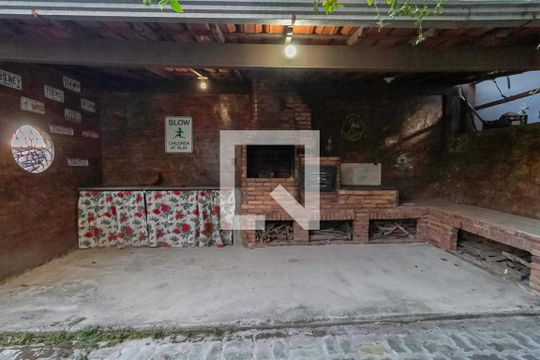 Área comum de casa à venda com 5 quartos, 430m² em Planalto, Belo Horizonte