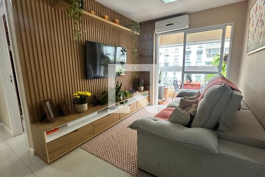 Sala de apartamento à venda com 2 quartos, 64m² em Recreio dos Bandeirantes, Rio de Janeiro