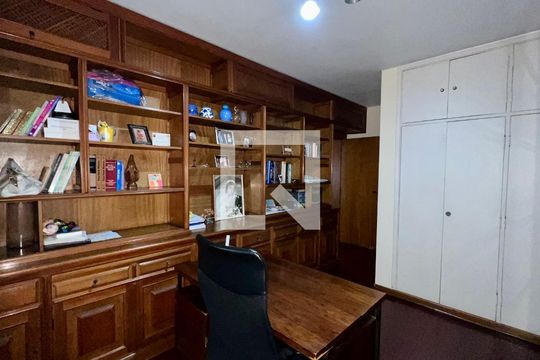 Quarto 1 de apartamento para alugar com 3 quartos, 163m² em Jardim Paulista, São Paulo