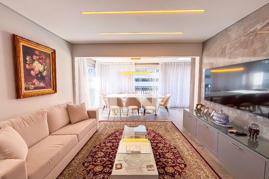 Apartamento à venda com 2 quartos, 94m² em Cerqueira César, São Paulo