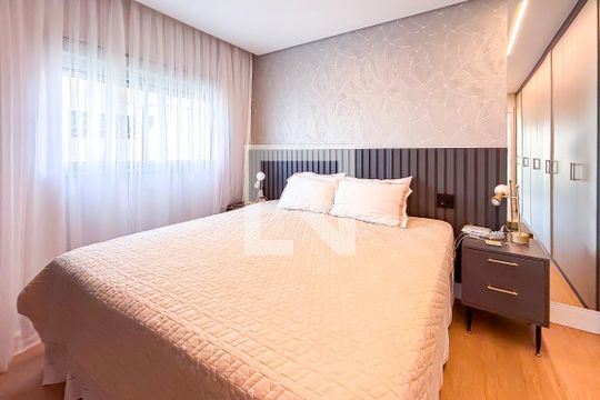 Suíte de apartamento à venda com 2 quartos, 94m² em Cerqueira César, São Paulo