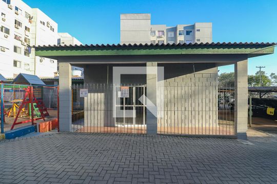 Área comum - Salão de festas de apartamento para alugar com 2 quartos, 60m² em Humaitá, Porto Alegre