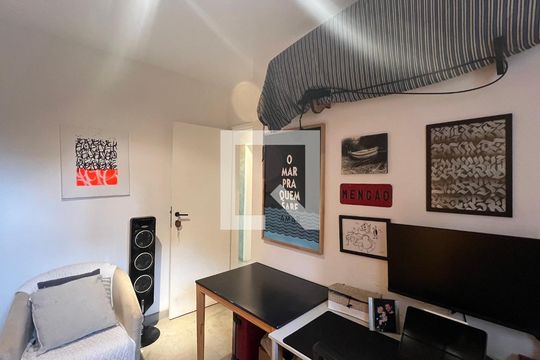 Quarto 2 de apartamento para alugar com 3 quartos, 85m² em Vila Madalena, São Paulo