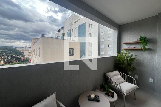 Apartamento à venda com 3 quartos, 168m² em Coração Eucarístico, Belo Horizonte